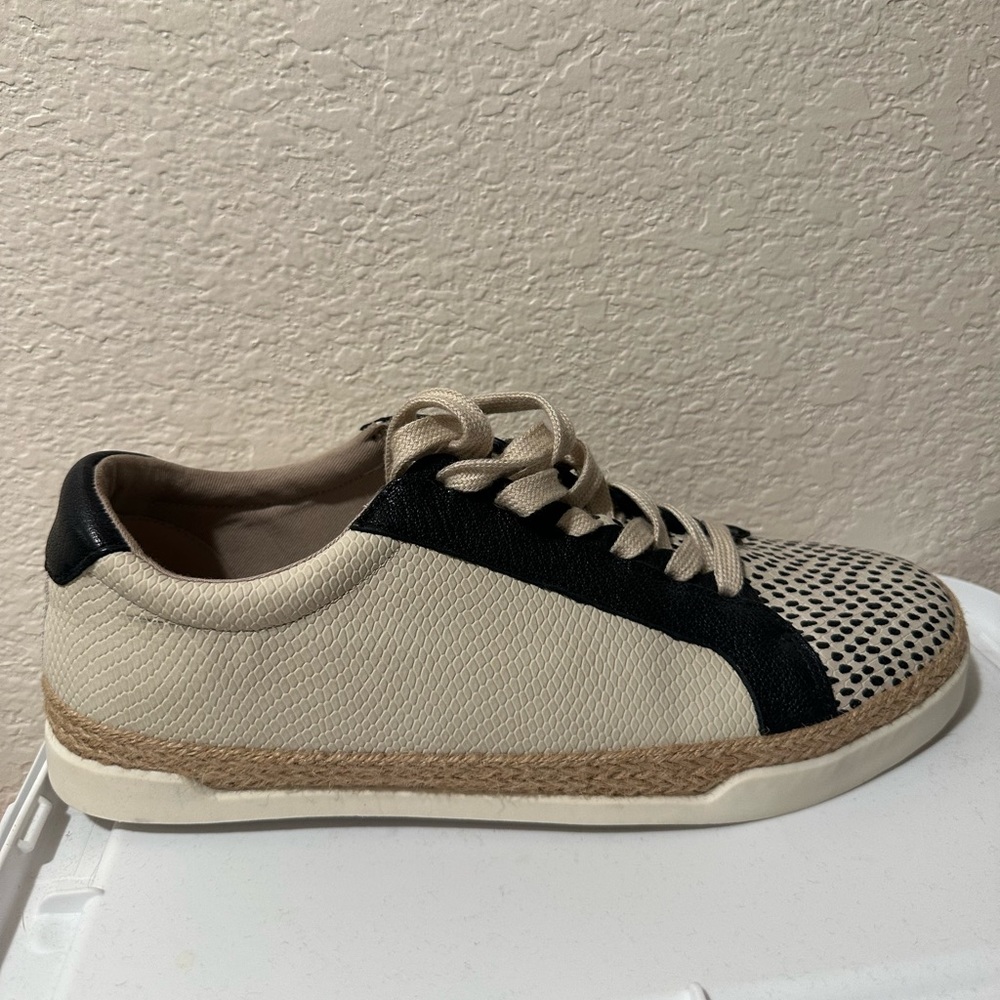 Crown Vintage Adelite Shoes size 11